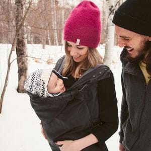10 Parent Tips for Keeping Baby Cosy in Winter | Ergobaby UK | Winter Weather Cover