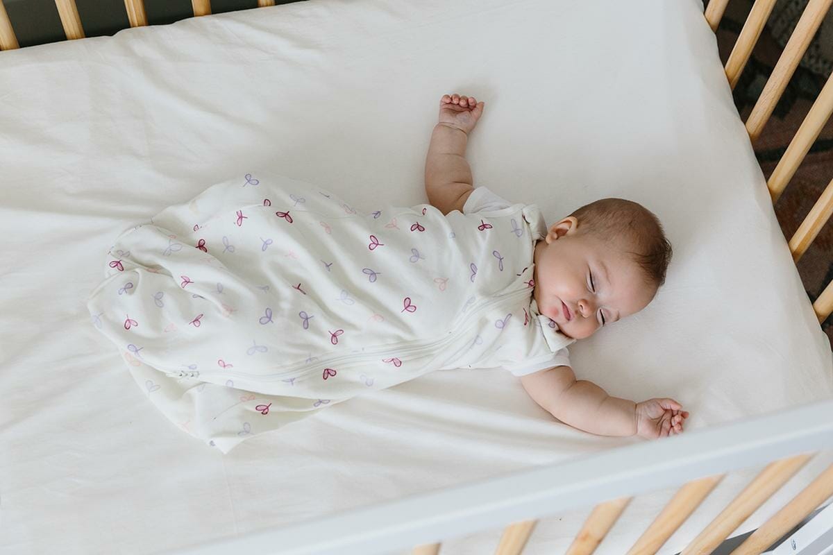 How to Dress Your Baby for Sleeping in Summer - Ergobaby