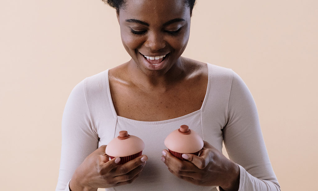 Breast/chest feeding with breast implants: What do I need to know? -  Ergobaby