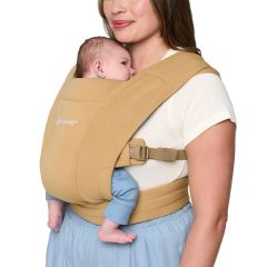 Ergobaby Embrace Newborn Carrier – Knit: Camel