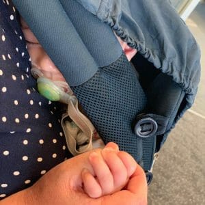 Top Tips for Flying with Baby | Amanda & Cooper | Ergobaby UK