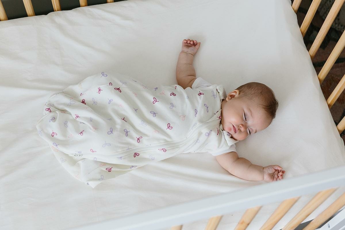 How to Dress Your Baby for Sleeping in Summer